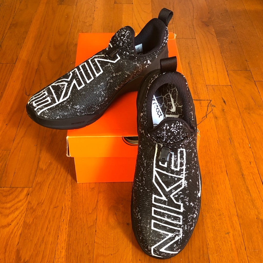 NEW IN BOX Men’s Nike React Metcon